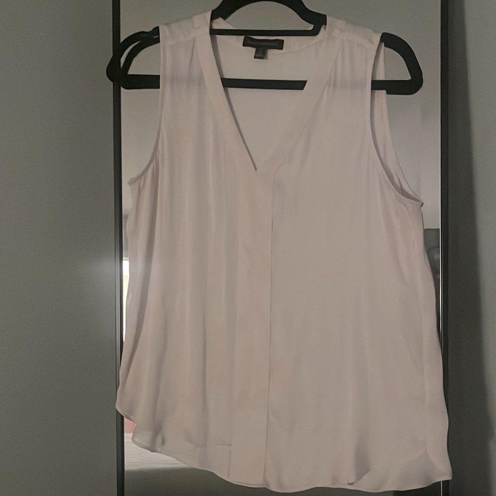 EUC Banana Republic satiny tank
